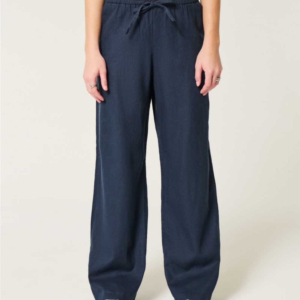 Hollister pull on wide leg adjustable rise pant